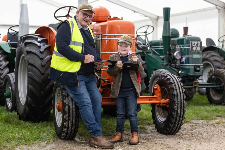 Massey Ferguson record attempt at Vintage Tractor Show